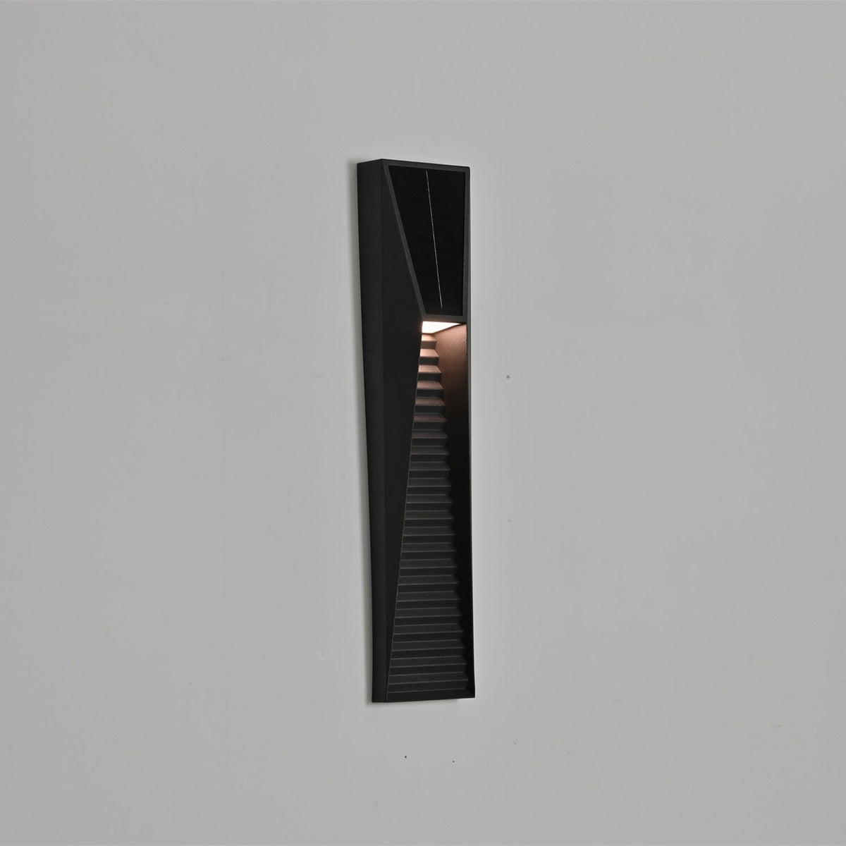 Modern Black Solar Wall Light – Slim Sconce for Fence