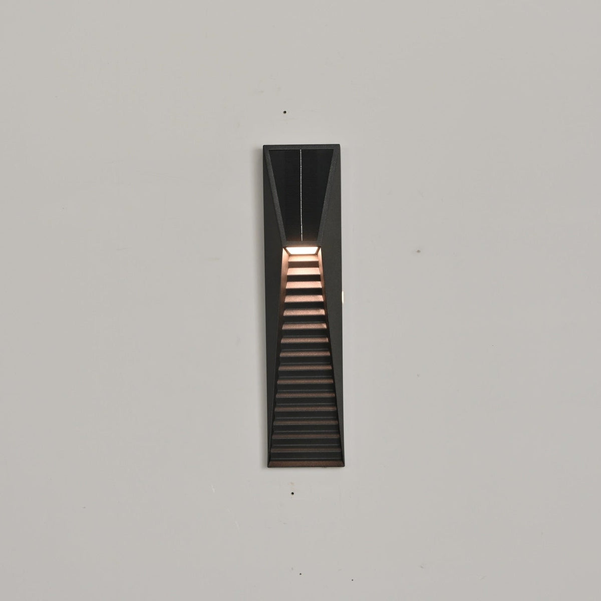 Modern Black Solar Wall Light – Slim Sconce for Fence