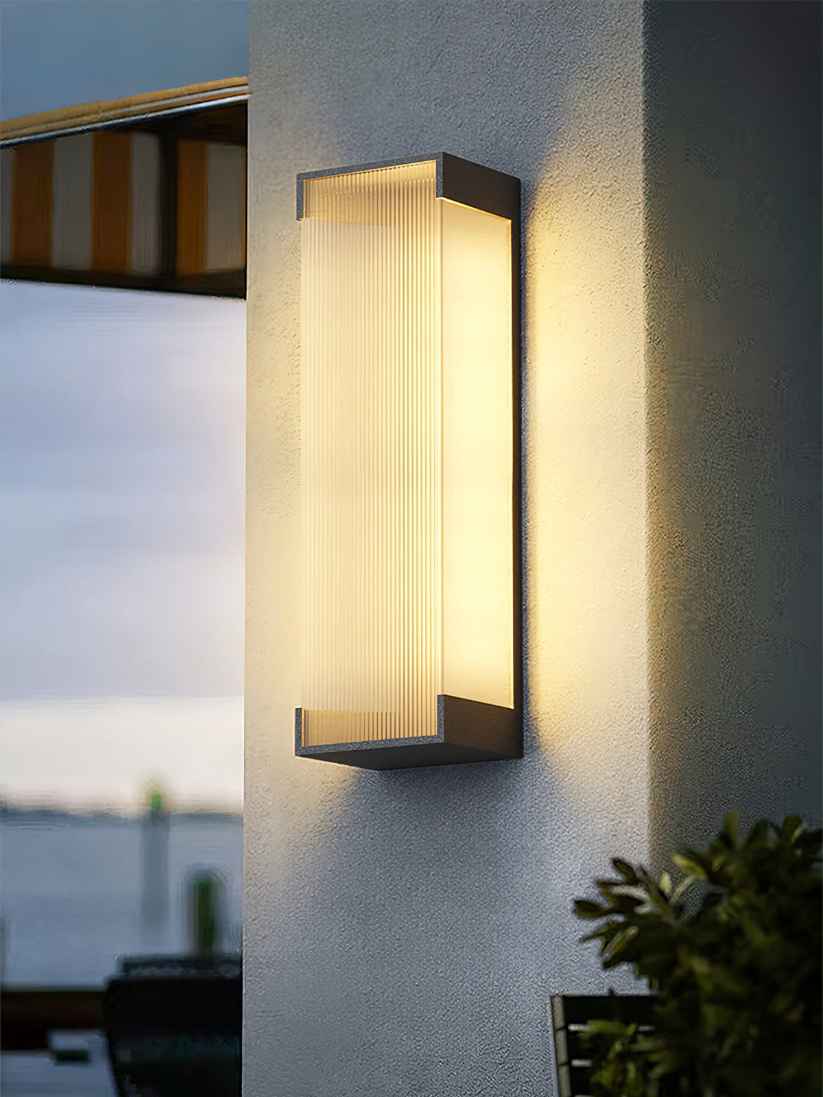 Modern Black Rectangle Wall Light – Ribbed Sconce for Porch