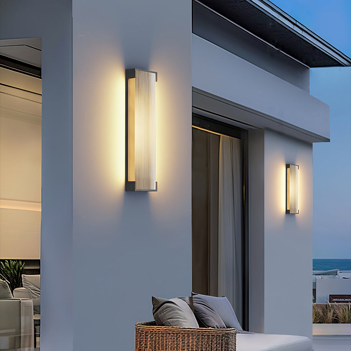 Modern Black Rectangle Wall Light – Ribbed Sconce for Porch
