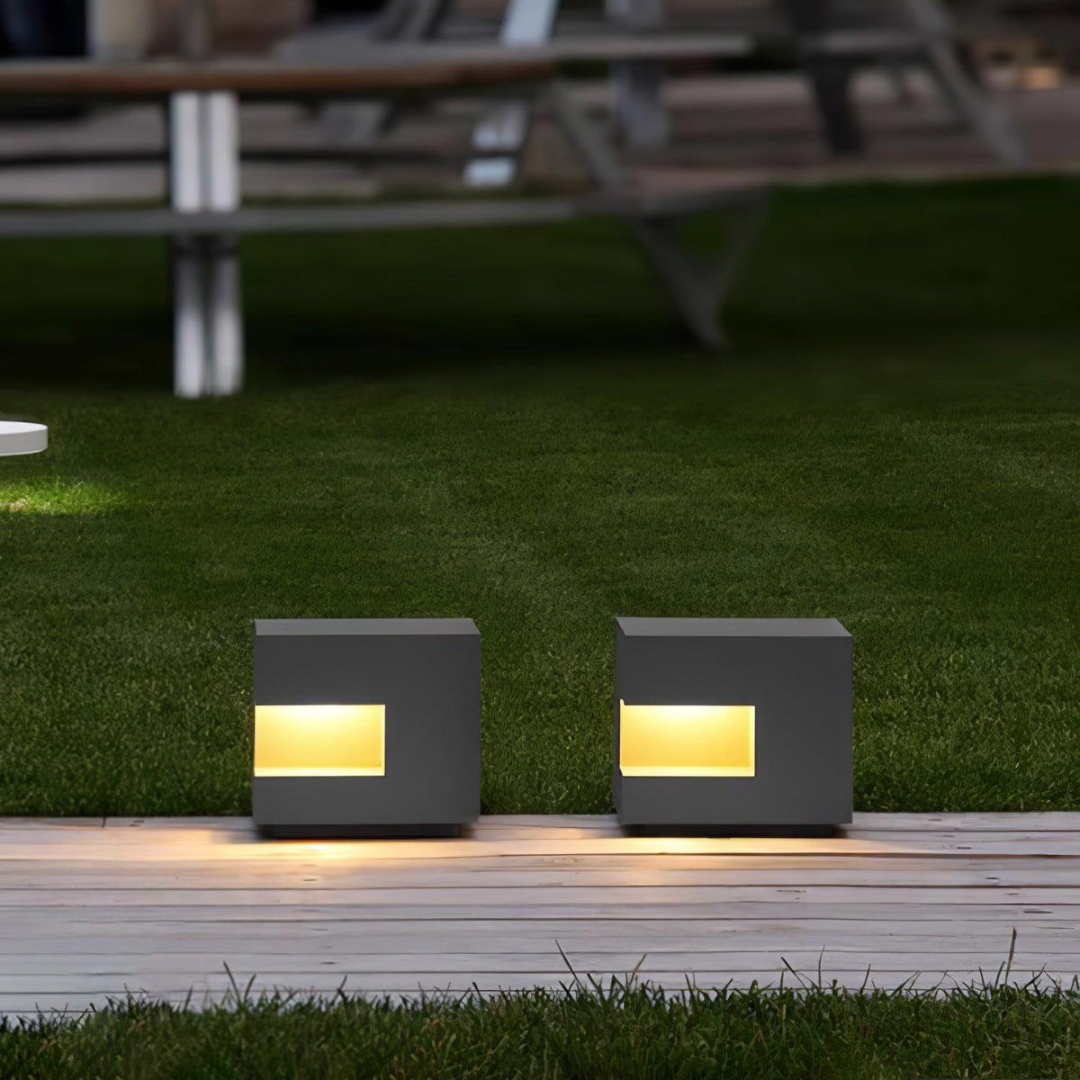 Modern Black Square Post Light – Solar Cube Light for Fence