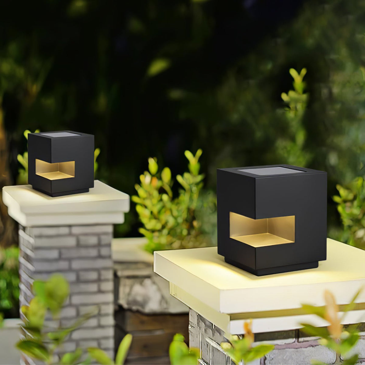 Modern Black Square Post Light – Solar Cube Light for Fence