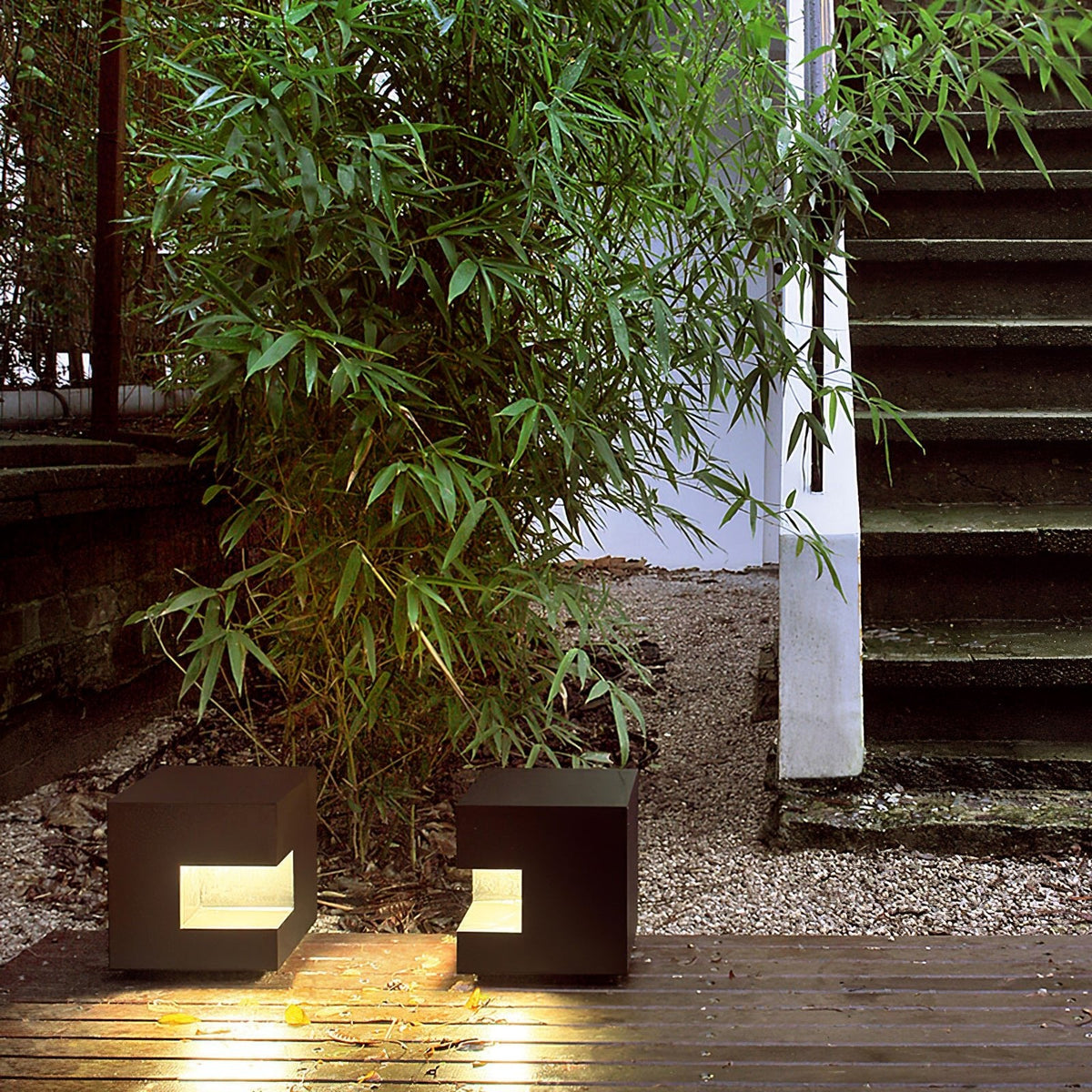 Modern Black Square Post Light – Solar Cube Light for Fence