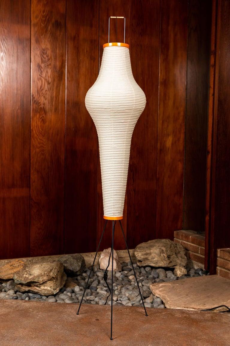 Japandi White Rice Paper Floor Lamp – Bamboo Rib