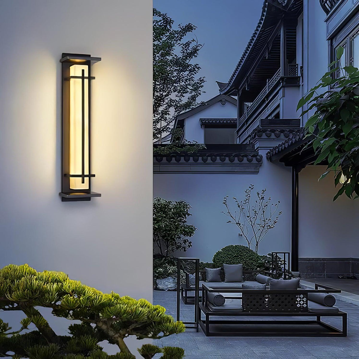 Modern Black Alabaster Wall Light – Tall Sconce for Porch
