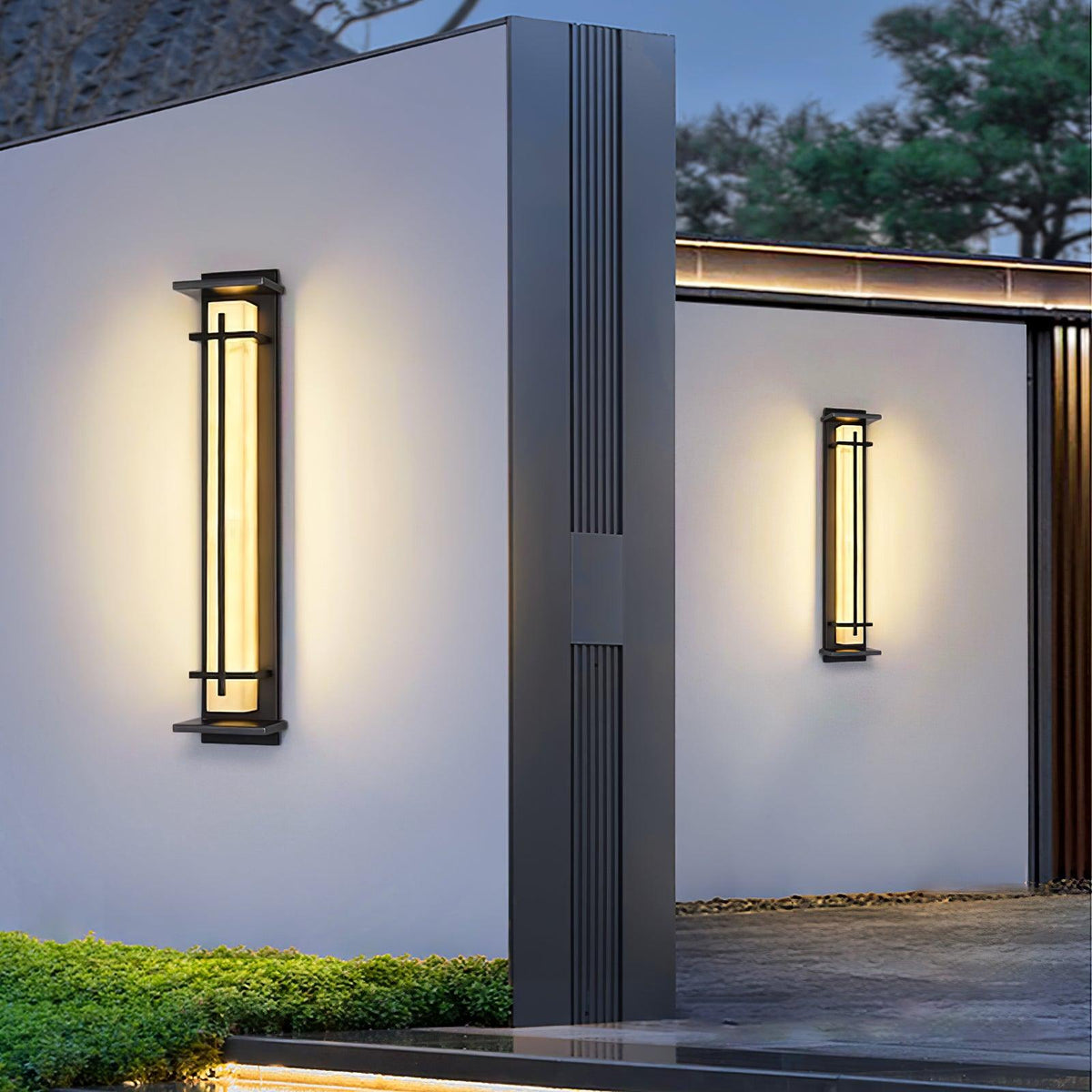Modern Black Alabaster Wall Light – Tall Sconce for Porch
