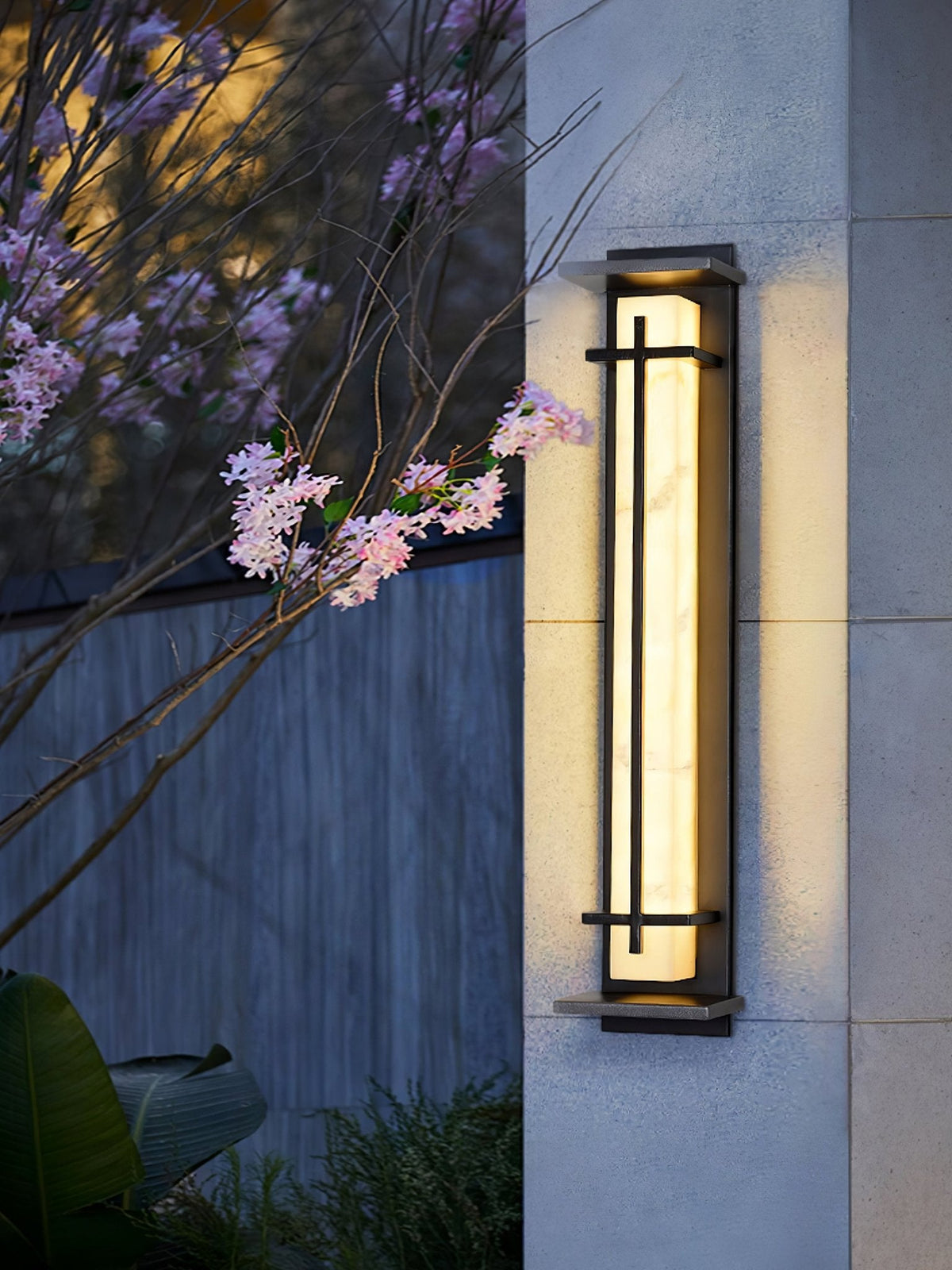 Modern Black Alabaster Wall Light – Tall Sconce for Porch