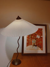 Modern Black Metal Table Lamp – Wavy Pleated Shade