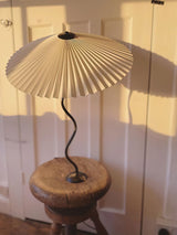 Modern Black Metal Table Lamp – Wavy Pleated Shade