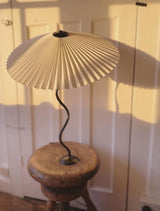 Modern Black Metal Table Lamp – Wavy Pleated Shade