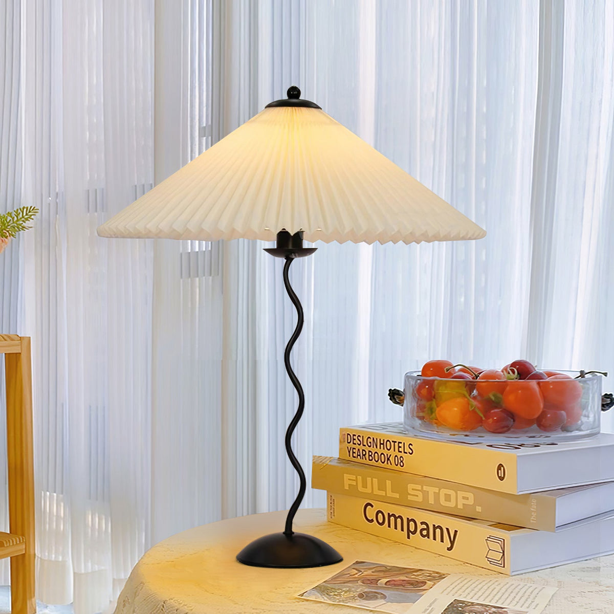 Modern Black Metal Table Lamp – Wavy Pleated Shade