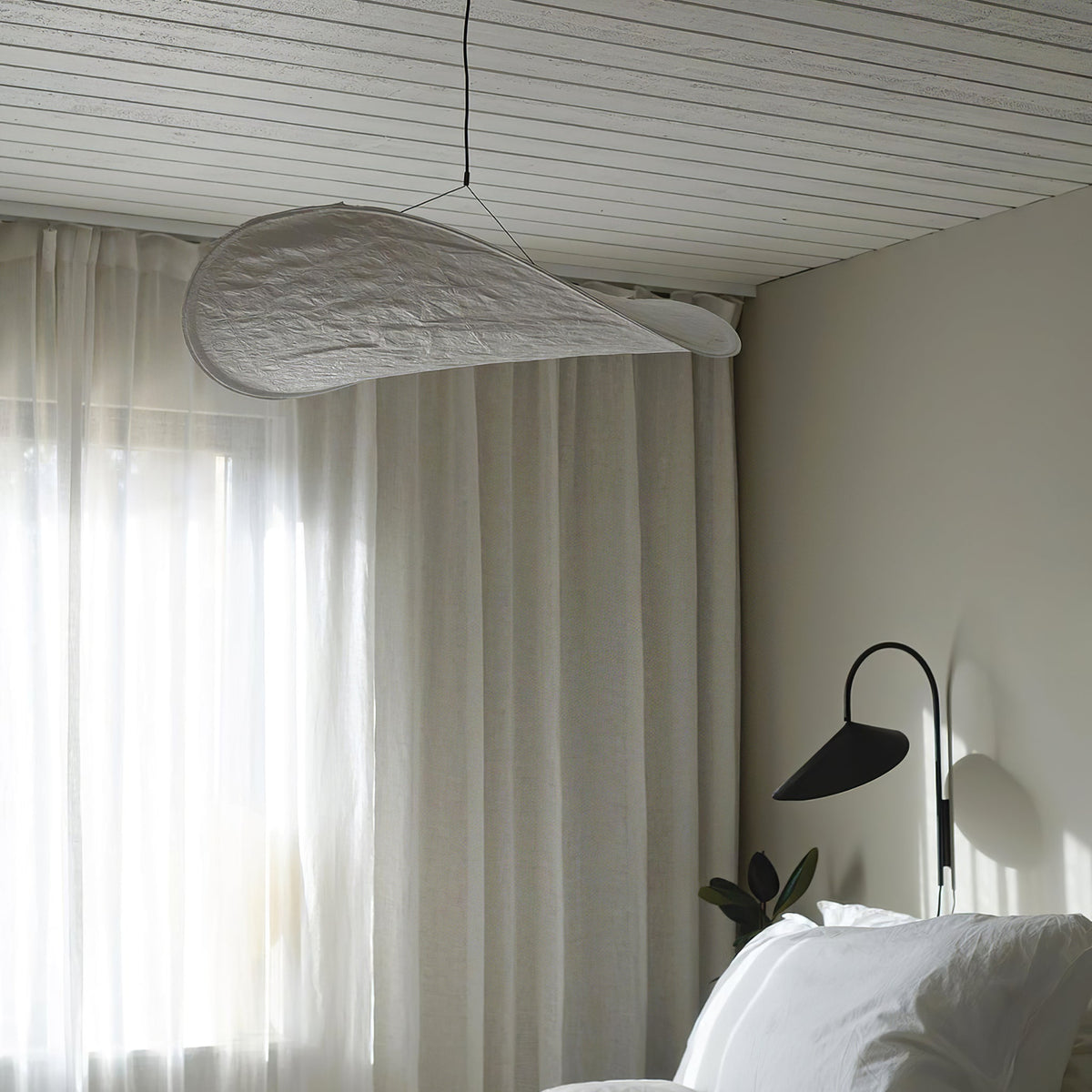 Modern Black Silk Pendant Light – Oval Cloud LED