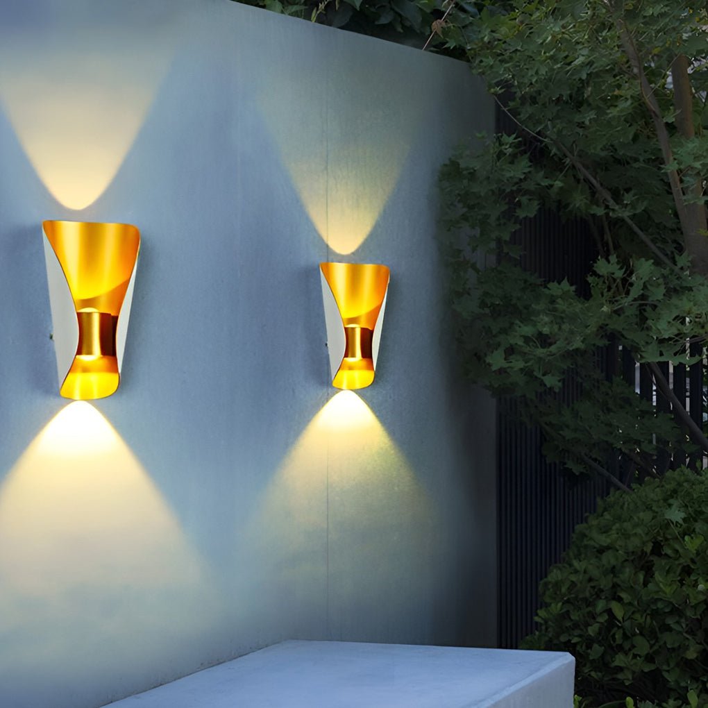 Modern Metal Wall Light – Small Up Down LED for Entryways